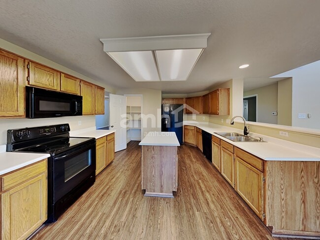 Foto del edificio - 11393 Gray St