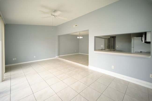 Building Photo - 564 Orchid Dr