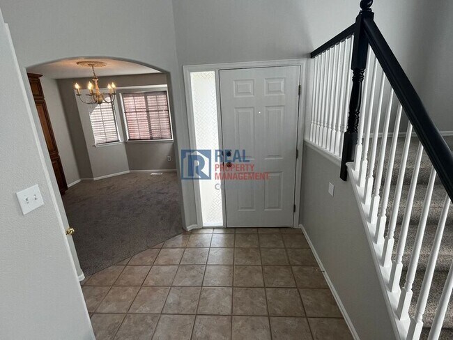 Foto del edificio - 4810 Eagle Blvd