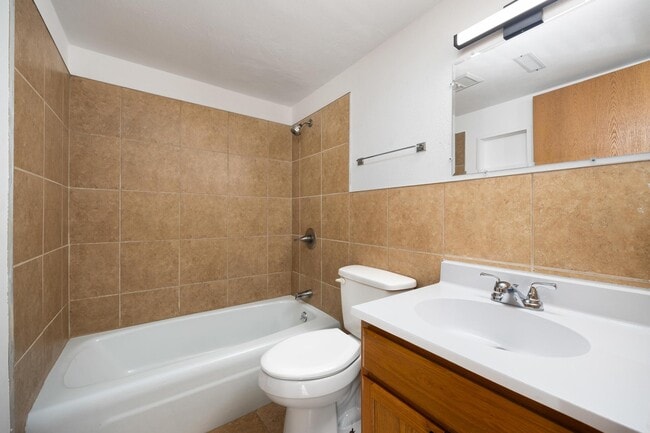 1BR/1BA - Forest Hills Apartments