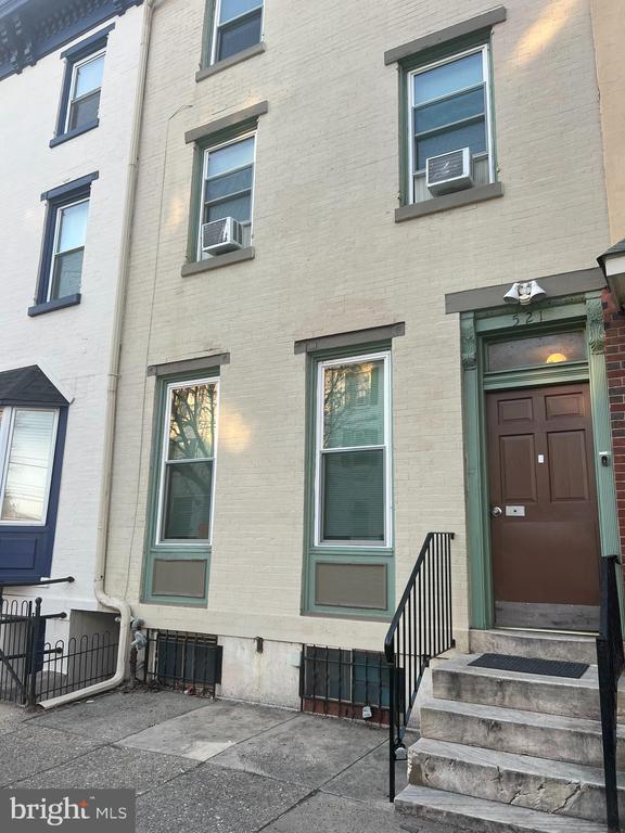 Building Photo - 521 Swede St