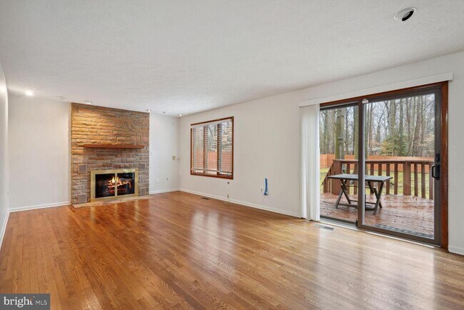 Foto del edificio - 7308 Braddock Rd