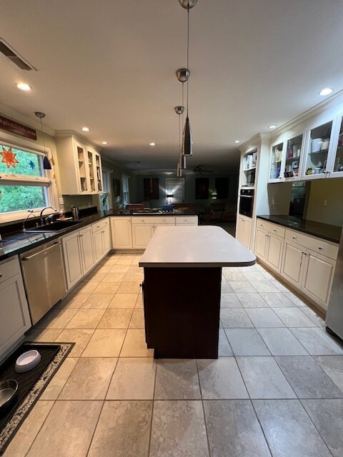 Kitchen - 111 Bobby Dr