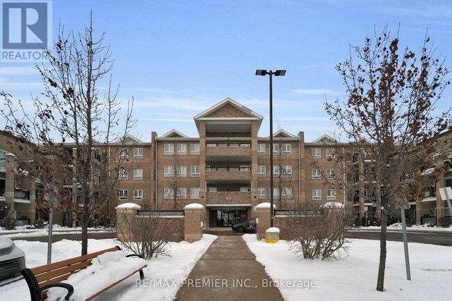 Building Photo - 481 Rupert Ave