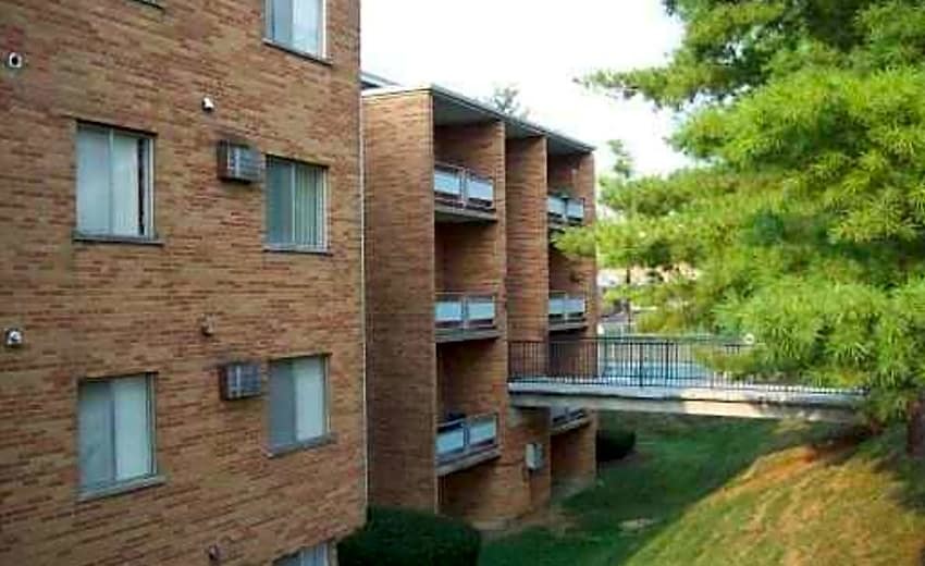 Building Photo - Field Terrace