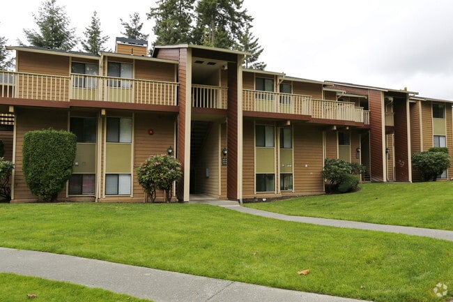 Building Photo - Brackett Apartments