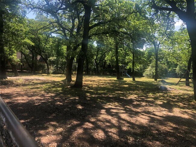 Foto del edificio - 730 Turner Warnell Rd