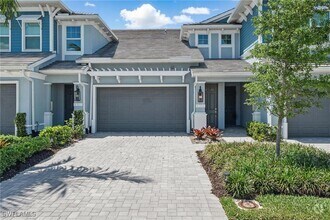 Building Photo - 2567 Seychelles Dr