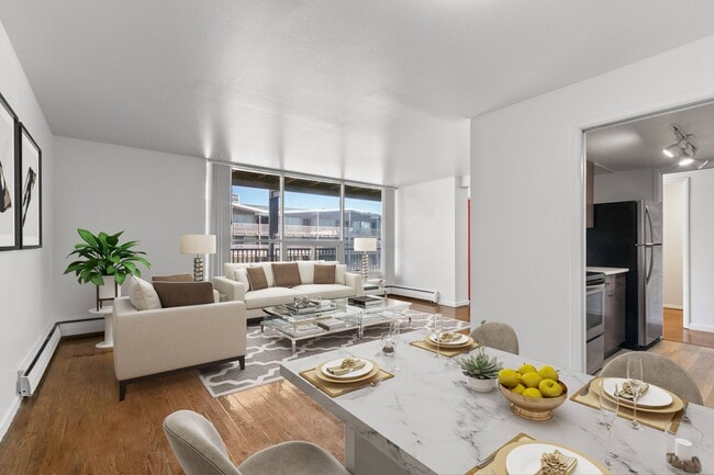 Building Photo - Central Park Apts