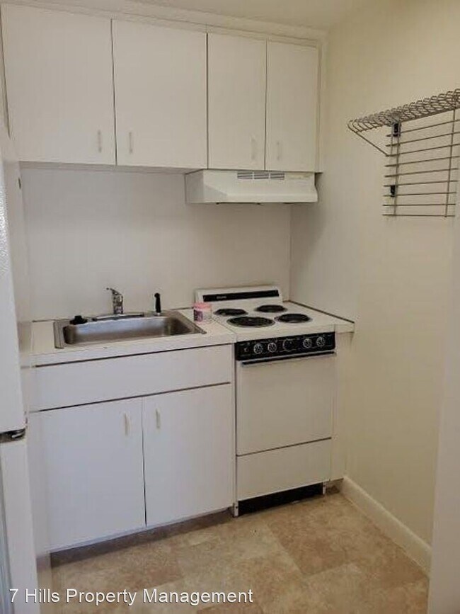 Foto del edificio - 750 Farm Rd