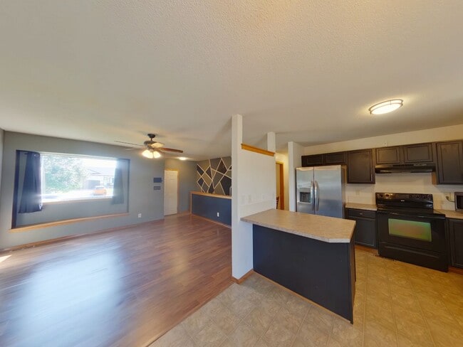 Foto del edificio - 804 N Longview Ct