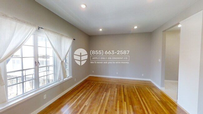 Building Photo - 1640 Euclid Ave