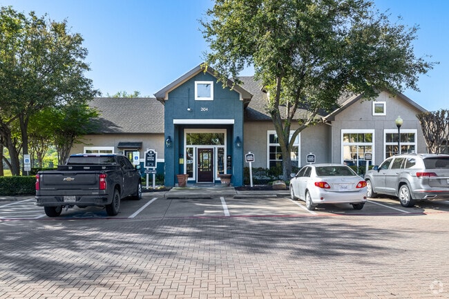 Oficina de arrendamiento - Mayfield Park Apartments