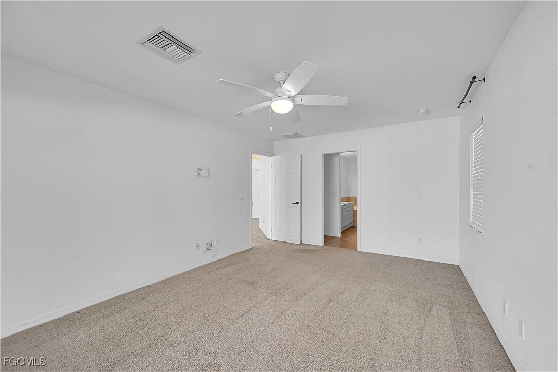 Primary Photo - 16 NW 12th Pl