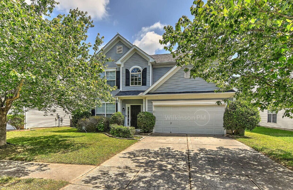 Primary Photo - Beautiful 4-Bedroom Two Story Home with Fe...