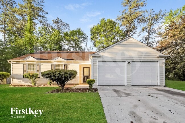 Building Photo - 206 Red Oak Dr