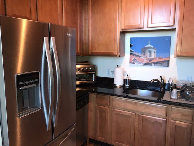 Foto del edificio - 76-18 69th Pl