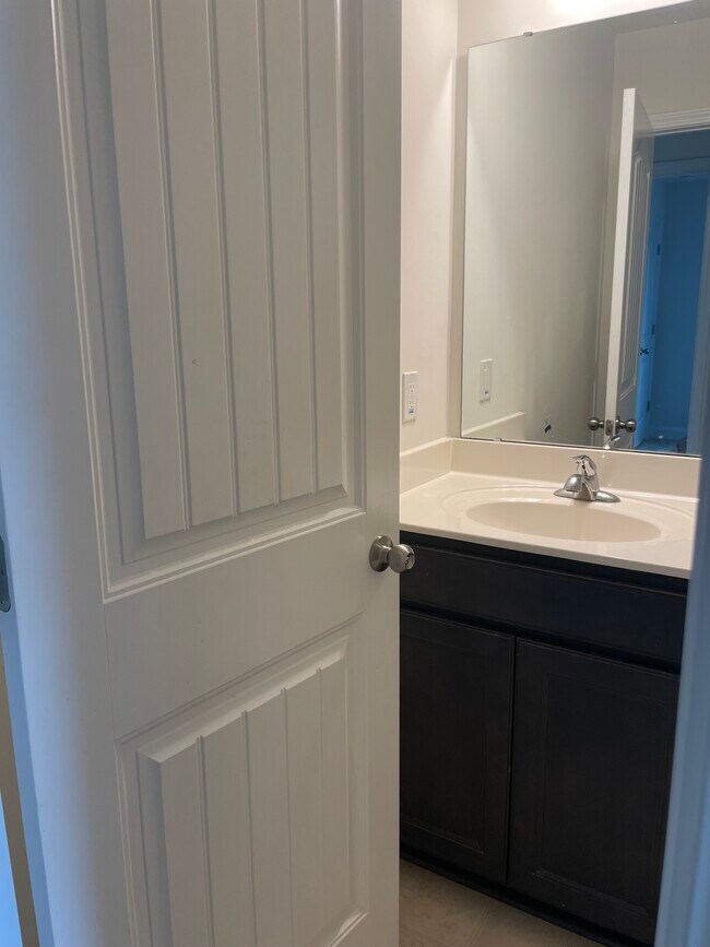 Foto del edificio - 4325 Pearl Rd