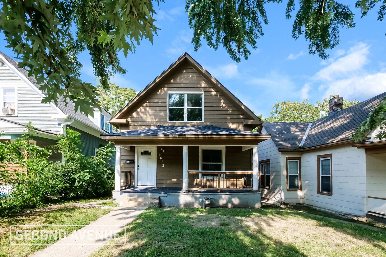 Foto principal - 2612 Bales Ave