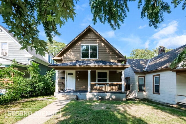 Building Photo - 2612 Bales Ave