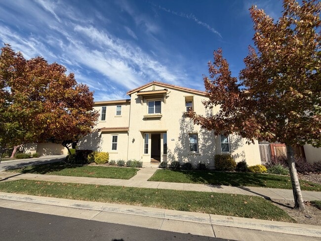 4 bedroom | 2.5 bathroom | Single family h... - 4 bedroom | 2.5 bathroom | Single family h... House