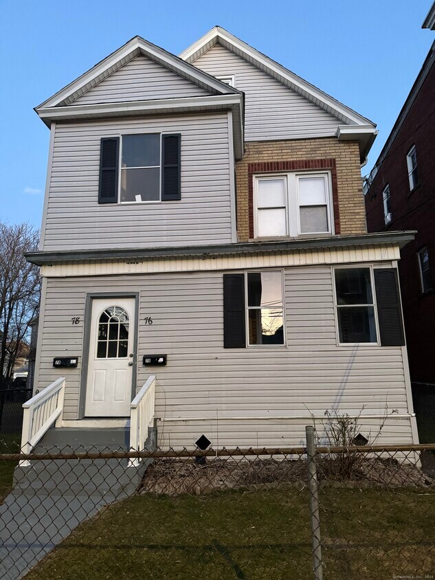 Primary Photo - 76-78-78 Lenox St