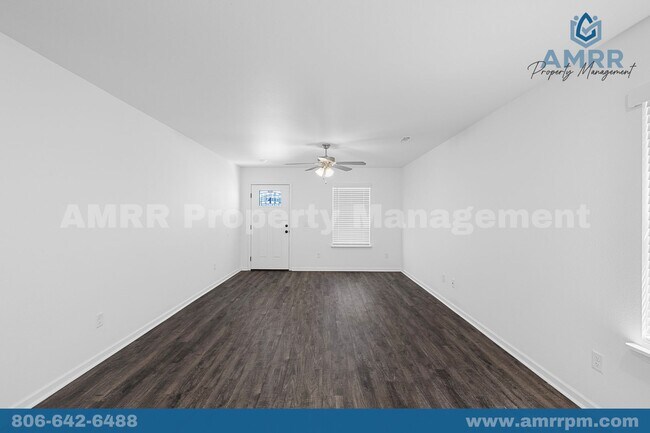 Foto del edificio - 3-Bedroom Home In Suburban-Style Neighborhood!