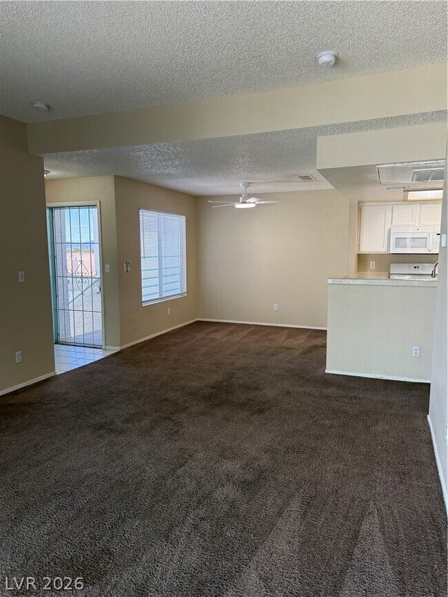 Foto del edificio - 7100 W Pirates Cove Rd