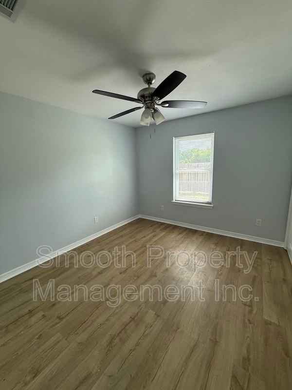 Building Photo - 8699 Riverstone Rd