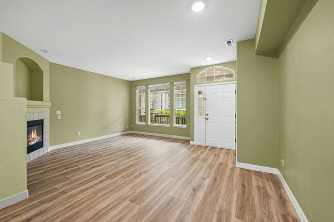 Building Photo - 8417 Stonybridge Cir