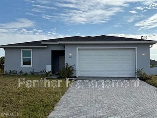 Foto del edificio - 207 Baytree Dr