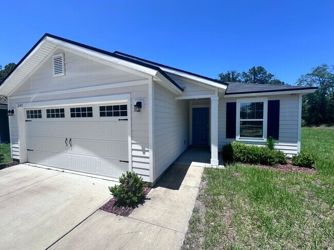 Building Photo - Gorgeous 4-Bedroom Home with Granite Counters & 2-Car Garage