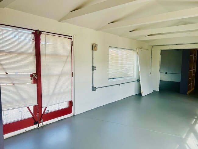 Photo - Morrison4008 Apartment