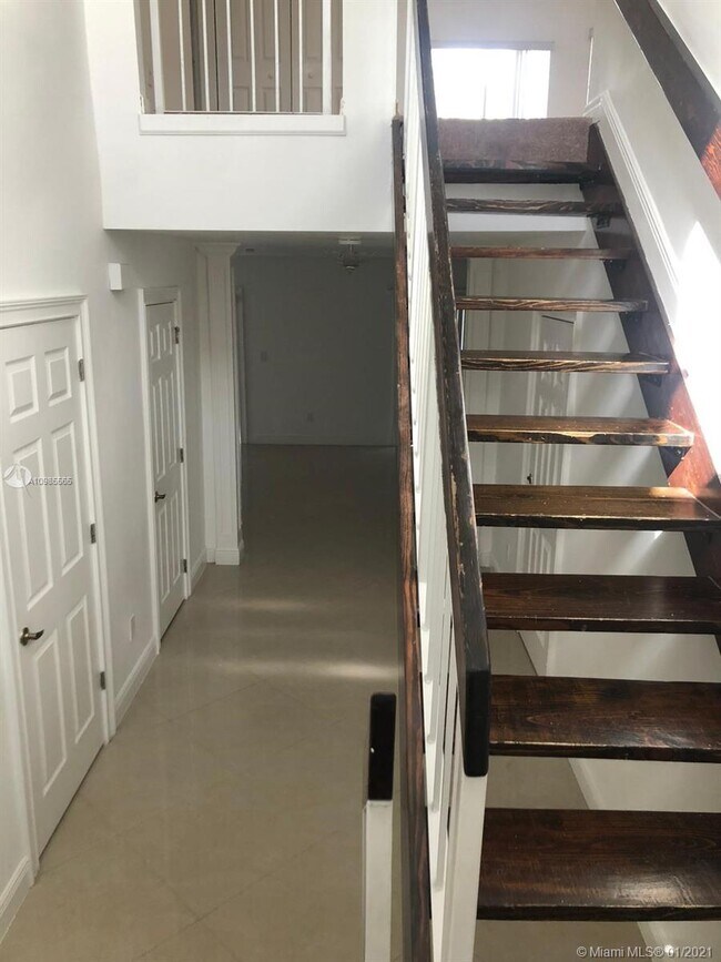 Foto del edificio - 11919 SW 272nd Terrace