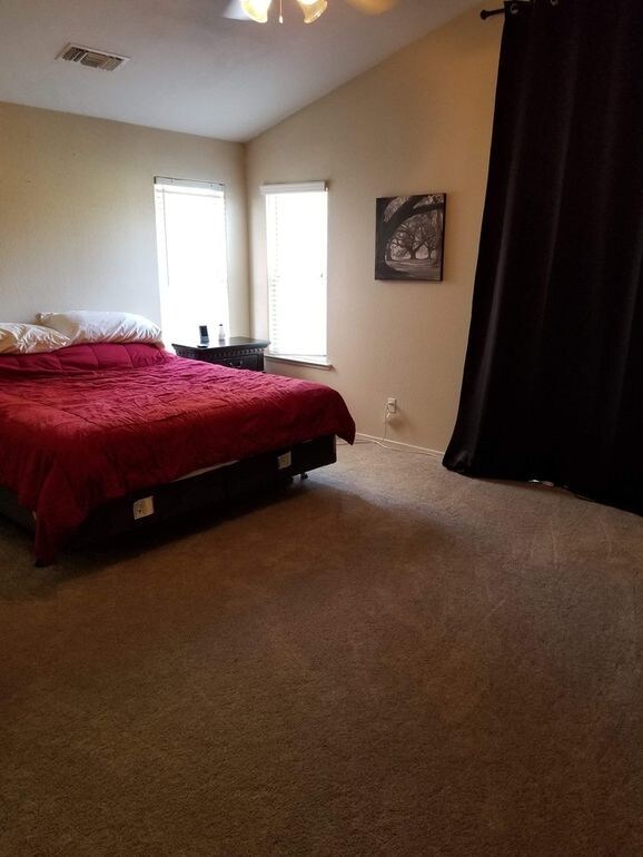 170 Lake Dr, Lemoore, CA 93245 House for Rent in Lemoore, CA