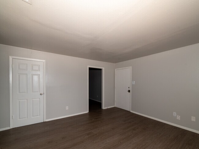 Foto del edificio - Parkway Crossing