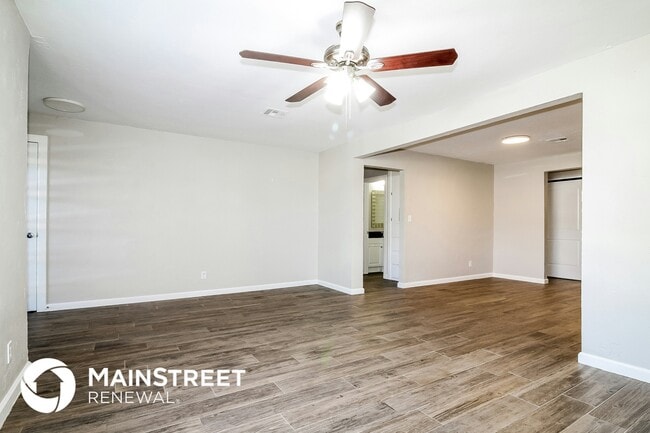 Building Photo - 5117 S Lee Ave