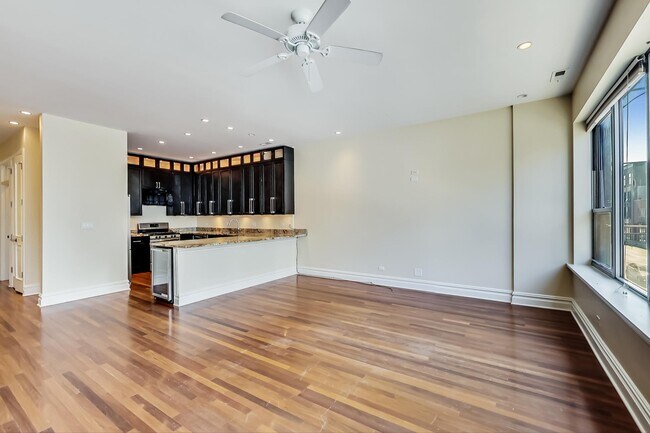 Foto del edificio - 1746 W North Ave