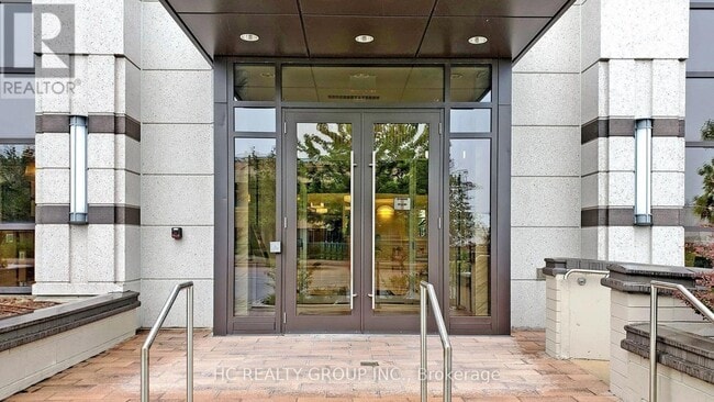 Building Photo - 89 S Town Centre Blvd