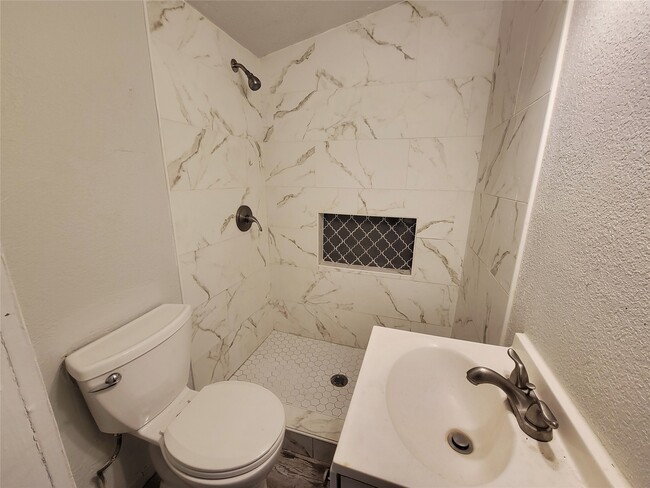 Foto del edificio - 3913 Winnie St