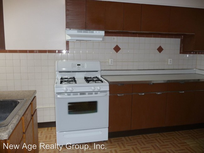 Building Photo - 5535 Wyalusing Ave