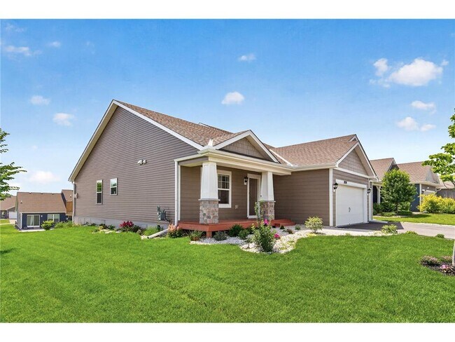 Building Photo - 18099 Heirloom Ct