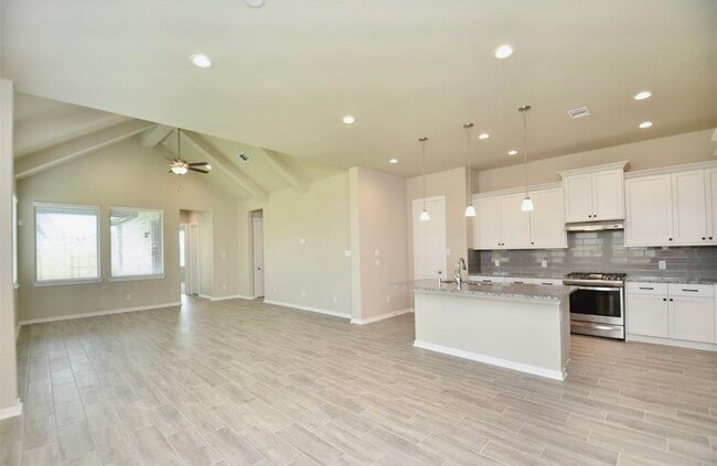 Foto del edificio - 4614 Ana Ridge Ln