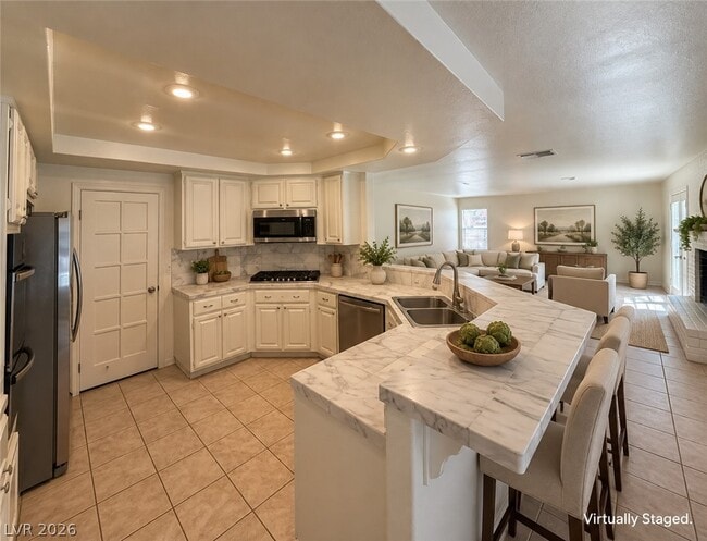 Foto del edificio - 8245 Ocean Terrace Way