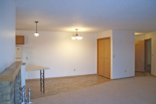 Building Photo - 707 6th Ave SW