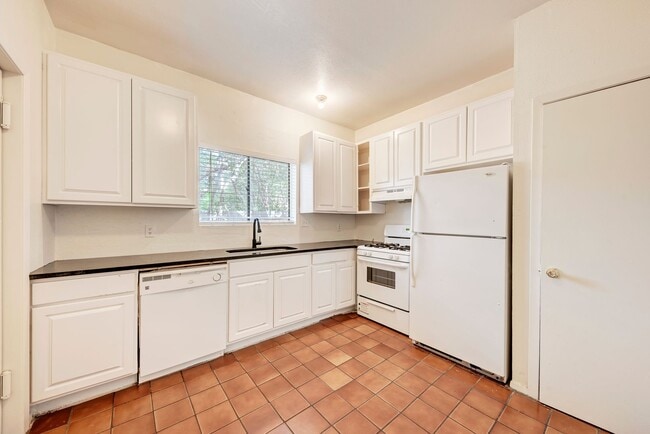 Foto del edificio - 3102 Cedar St