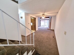 Building Photo - 3832 Auburn Rd NE