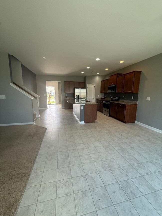 Building Photo - 2934 Ellesmere Cir