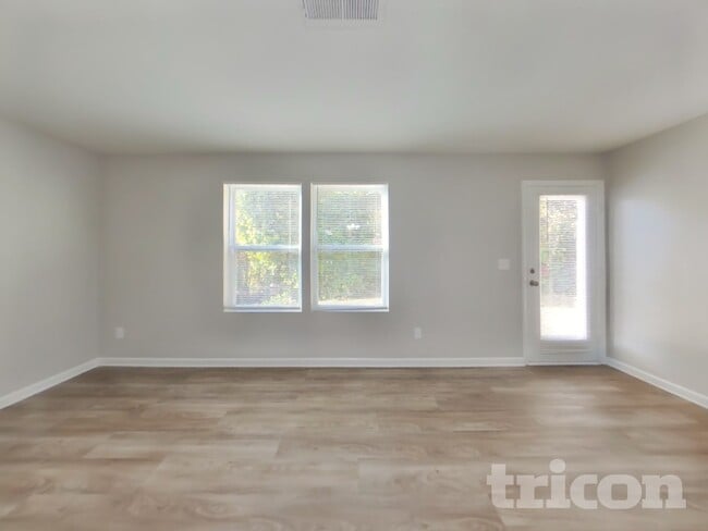 Building Photo - 1408 Logan Patrick Court