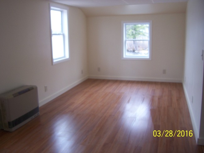 Building Photo - 1107 Tasker Rd